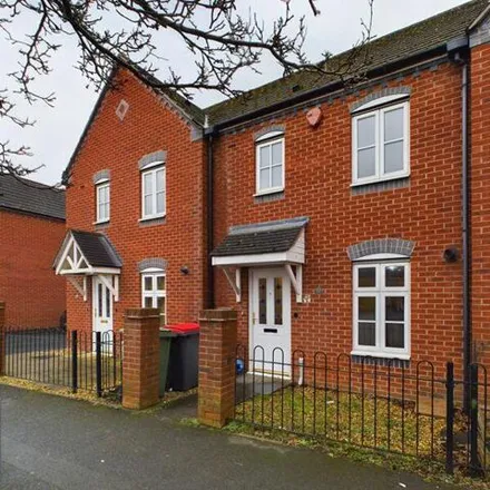 Buy this 3 bed townhouse on Marlborough Road in Telford and Wrekin, TF1 5LJ