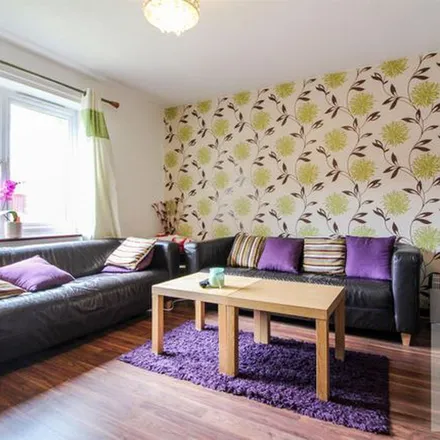 Rent this 2 bed apartment on Holiday Inn Customer Parking in Castle Marina Road, Nottingham