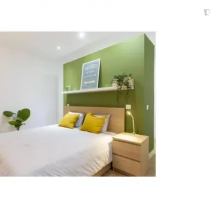 Rent this 3 bed apartment on Practivox in Costanilla de los Desamparados, 28014 Madrid
