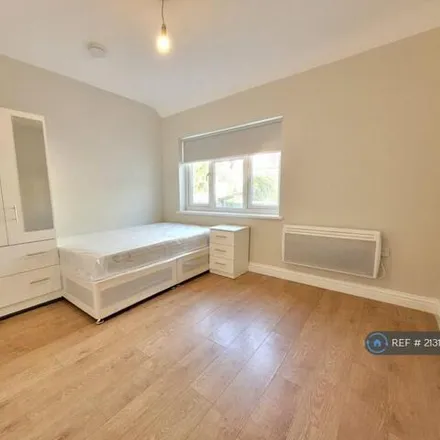 Rent this 1 bed house on Layfield Road in London, London