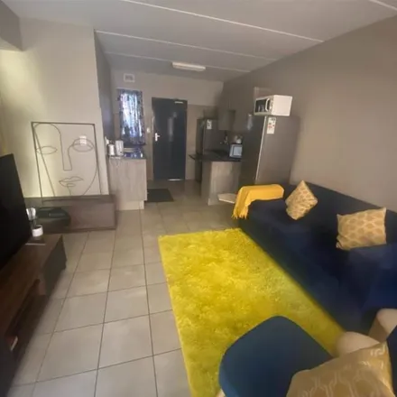 Image 4 - Maxwell Hibbert Street, Derdepoort Tuindorp, Pretoria, 0150, South Africa - Apartment for rent
