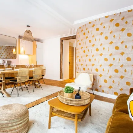 Rent this 3 bed apartment on 63 Rue de Saintonge in 75003 Paris, France