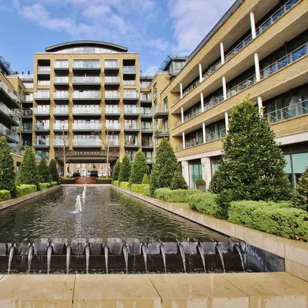Rent this 2 bed apartment on 8 Kew Bridge Road in Strand-on-the-Green, London