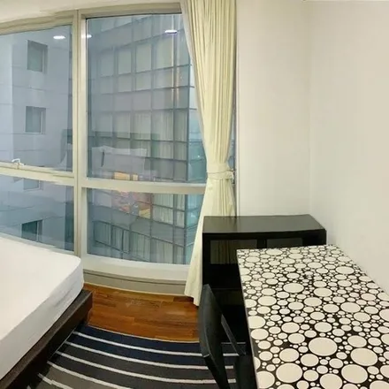 Rent this 1 bed room on Drop Off in The Sail @ Marina Bay, Singapore 018987