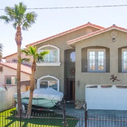 Buy this 6 bed house on 916 East 4th Street in Calexico, CA 92231
