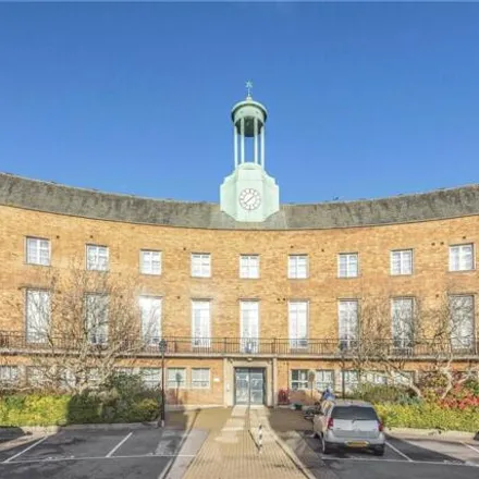 Rent this 2 bed room on Aldermens Court in Constable Close, London