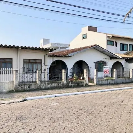 Image 2 - Rua Rodolfo Treder, São João, Itajaí - SC, 88304-401, Brazil - House for sale