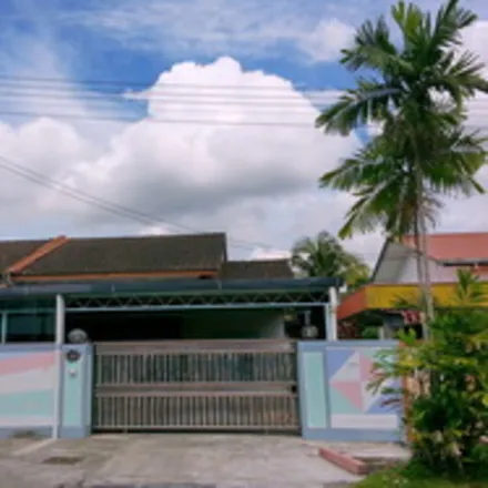 Rent this 2 bed house on Kuching in SWK, MY