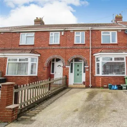 Buy this 3 bed townhouse on Lewis Road in Bristol, BS13 7JB