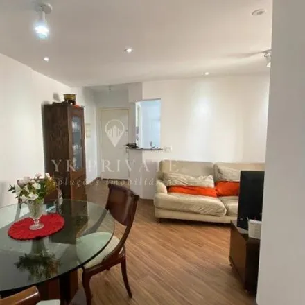 Buy this 3 bed apartment on Rua Doutor Augusto de Miranda 617 in Pompéia, São Paulo - SP