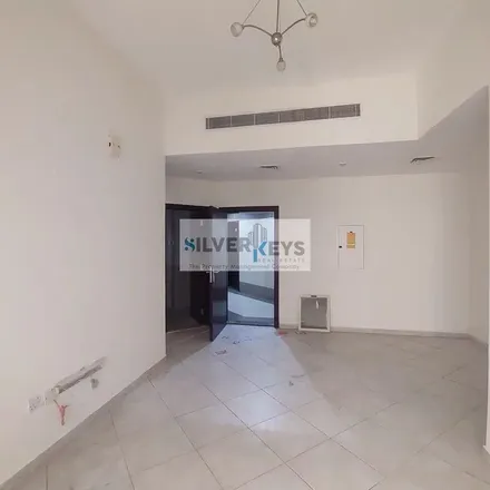 Image 2 - Diyafah High School, 9 Street, Al Nahda, Dubai, United Arab Emirates - Apartment for rent