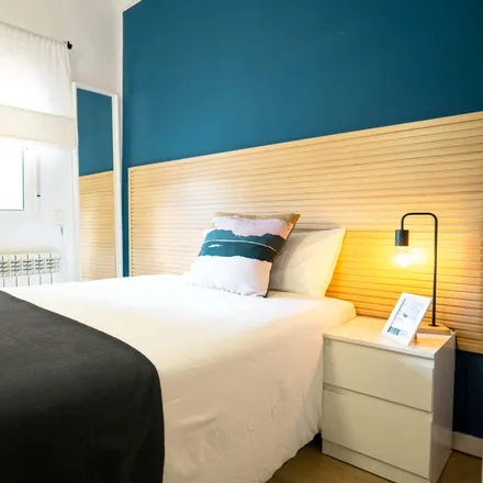 Rent this 1 bed room on F. Saiz Cuentakilometros in Calle de Francisco Silvela, 28006 Madrid