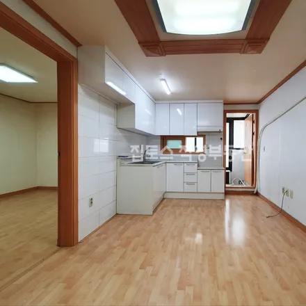 Image 3 - 서울특별시 송파구 잠실동 304-3 - Apartment for rent