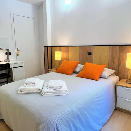 Image 3 - Rambla de la Muntanya, 105, 08041 Barcelona, Spain - Room for rent