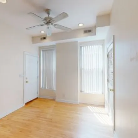 Rent this 1 bed apartment on #3r,1434 North Bosworth Avenue in West Town, Chicago