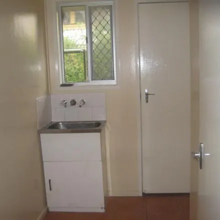 Image 4 - Clewley Crescent, Rangeville QLD 4250, Australia - Apartment for rent