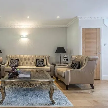 Image 4 - 84 Boston Place, London, NW1 6QH, United Kingdom - Townhouse for rent