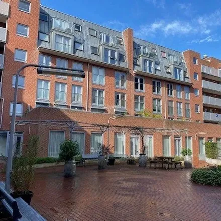 Rent this 3 bed apartment on Noorderlicht in Marinestraat, 3071 PJ Rotterdam