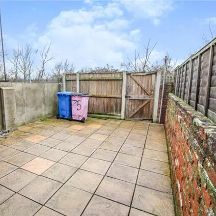 Image 4 - 75 Worthing Road, Lowestoft, NR32 4HE, United Kingdom - Townhouse for sale