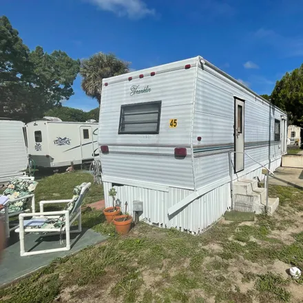 Buy this 1 bed house on 170 North Yonge Street in Ormond Beach, FL 32174