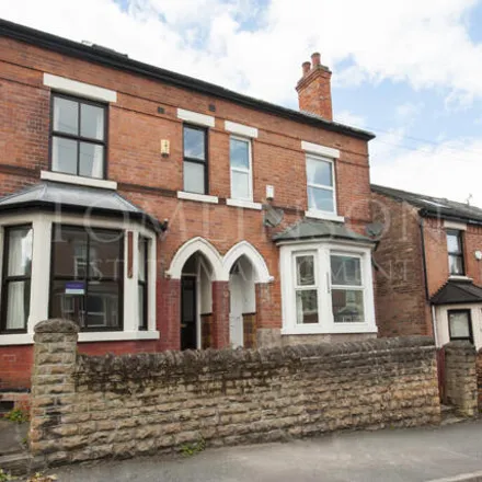 Rent this 6 bed townhouse on 27 Balfour Road in Nottingham, NG7 1NY