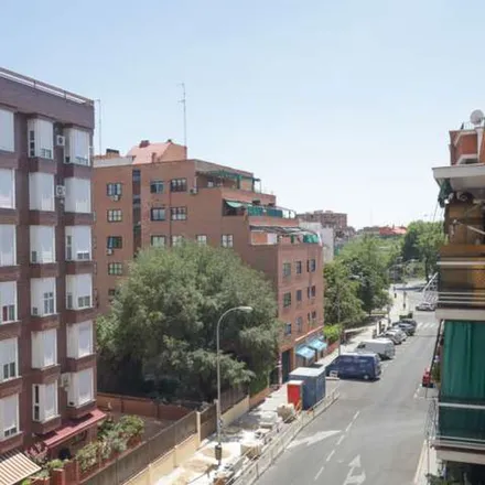 Image 2 - Calle de Saavedra Fajardo, 11, 28008 Madrid, Spain - Apartment for rent