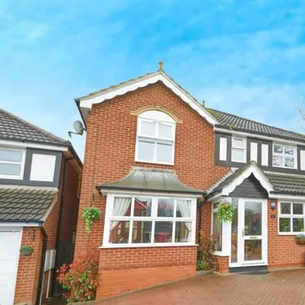 Buy this 4 bed house on Thorpe Downs Road in Swadlincote, DE11 9FB