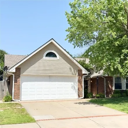 Buy this 3 bed house on 1660 Oriole Drive in Norman, OK 73071
