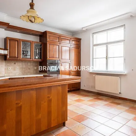 Rent this 4 bed apartment on Aleja Jerzego Waszyngtona in 30-203 Krakow, Poland