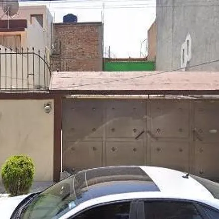 Buy this 4 bed house on Calle Lotos 63 in 54050 Tlalnepantla, MEX
