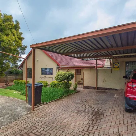 Image 6 - Penny Street, Witpoortjie, Roodepoort, 1725, South Africa - Apartment for rent