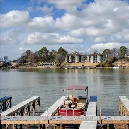 Buy this 2 bed condo on 173 Lookout Point in Garland County, AR 71913