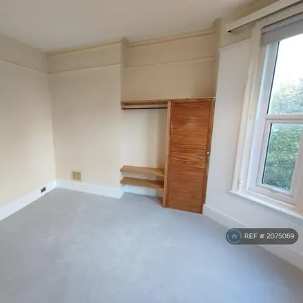 Image 7 - Stockleigh Road, St Leonards, TN38 0JR, United Kingdom - Apartment for rent