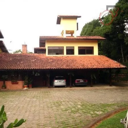 Buy this 8 bed house on Estrada do Capuava in Jardim dos Ipes, Cotia - SP
