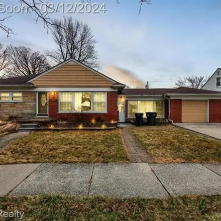 Buy this 2 bed house on 865 Emmons Boulevard in Lincoln Park, MI 48146