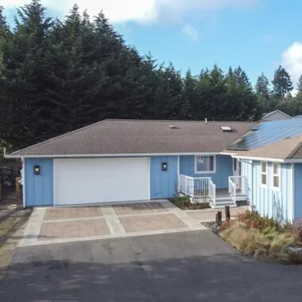Buy this 3 bed house on 70 Balmoral Court in Clallam County, WA 98382