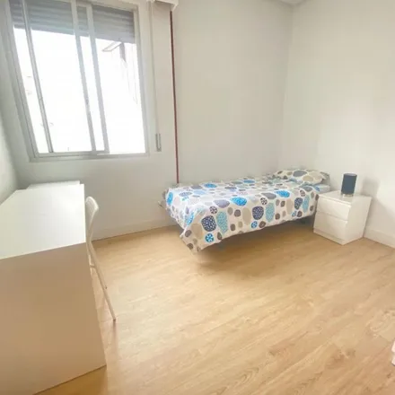 Rent this 4 bed apartment on Avenida de Ramón y Cajal / Ramón y Cajal etorbidea in 12, 48014 Bilbao