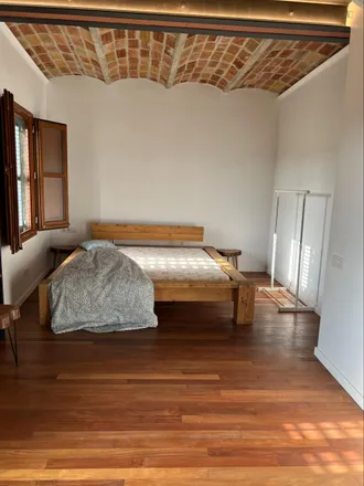 Rent this 1 bed apartment on Kasparo in Plaça de Vicenç Martorell, 08001 Barcelona