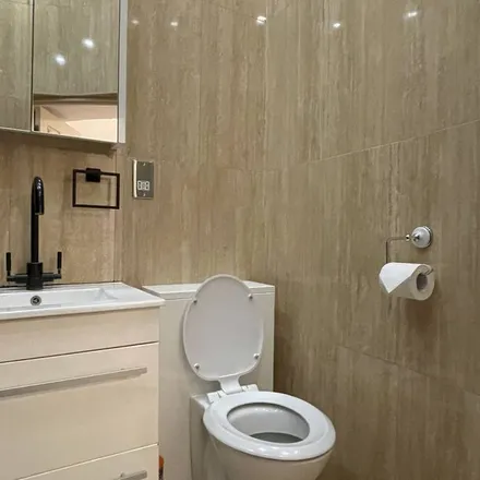 Image 5 - London, WC2N 6BN, United Kingdom - Apartment for rent