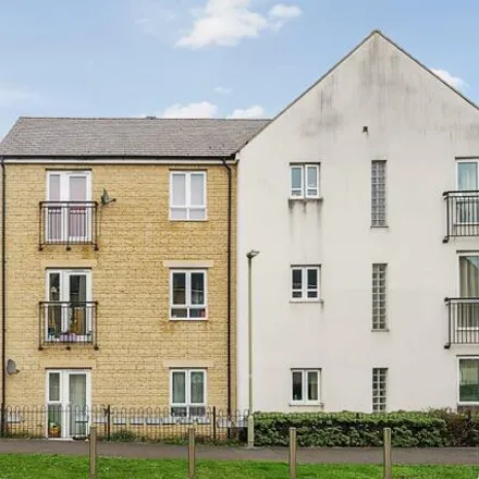 Buy this 1 bed apartment on Birdlip Close in Witney, OX28 5GE