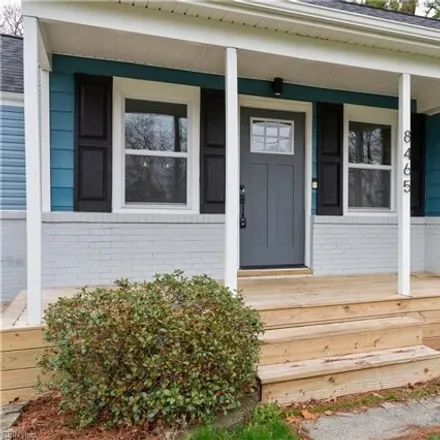 Image 2 - 8465 Grove Avenue, Cottage Park, Norfolk, VA 23503, USA - House for sale