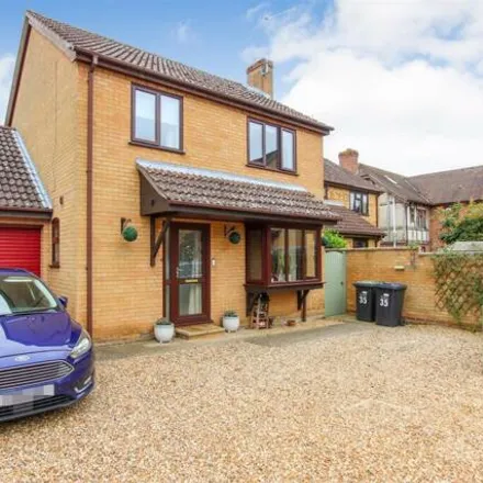 Buy this 3 bed house on East Road in Isleham, CB7 5SN