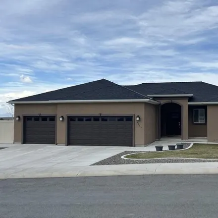 Buy this 3 bed house on 4139 Stoneybrook Drive in Winnemucca, NV 89445