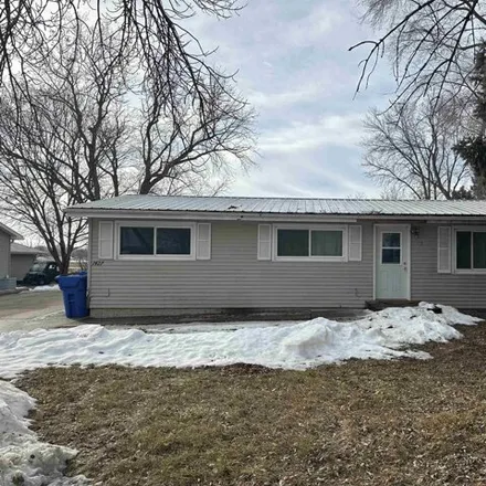 Buy this 5 bed house on 1441 East Cherry Street in Vermillion, SD 57069