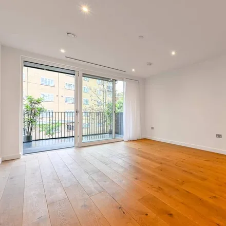 Rent this 2 bed apartment on Eastlake House in 41-59 Frampton Street, London