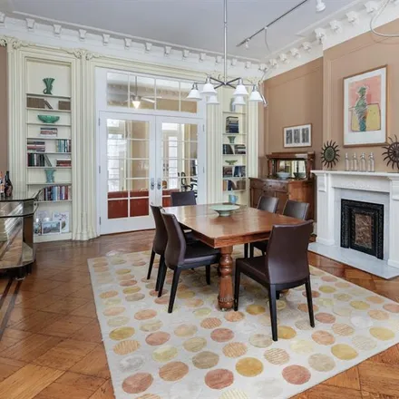 Image 5 - 127 HICKS STREET in Brooklyn Heights - Townhouse for sale