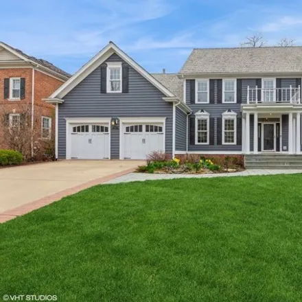 Buy this 5 bed house on 917 Winslow Circle in Saddlewood, Glen Ellyn