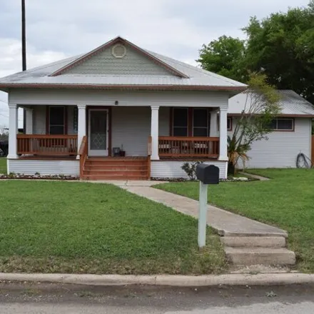 Buy this 3 bed house on 587 South Park Avenue in Karnes City, TX 78118
