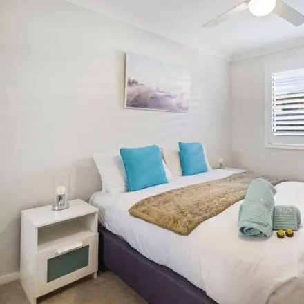Image 1 - Buddina, Sunshine Coast Regional, Queensland, Australia - Apartment for rent