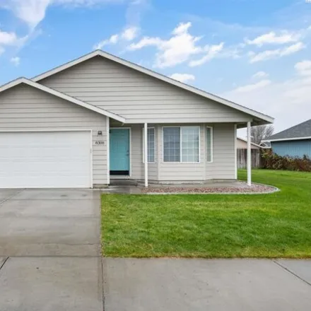 Buy this 3 bed house on 8308 Lopez Dr in Pasco, Washington